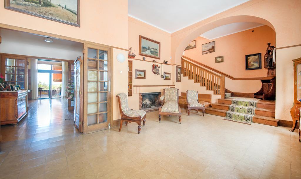 Marcia Solo Adulto Country house Altafulla